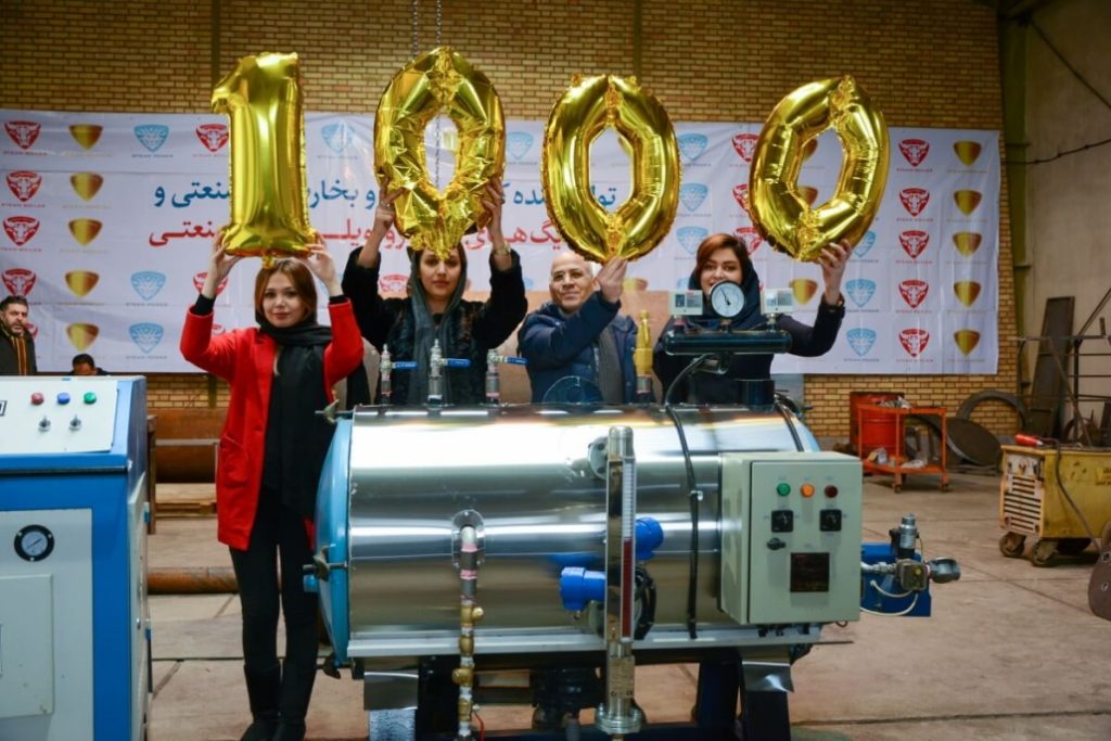 2 جشن تولید هزارمین دستگاه کارواش بخار و بخارشوی صنعتی و دیگ بخار توسط استیم پاور، تیم توان راسا